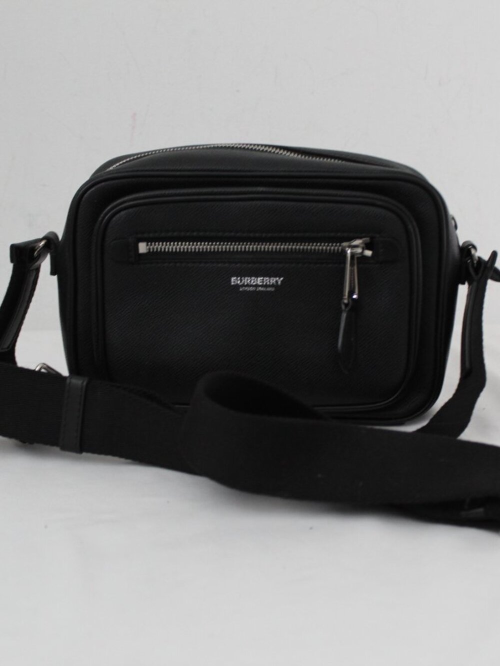 NWT Burberry Paddy Leather Crossbody Shoulder Bag Wide Strap Black Zip Top